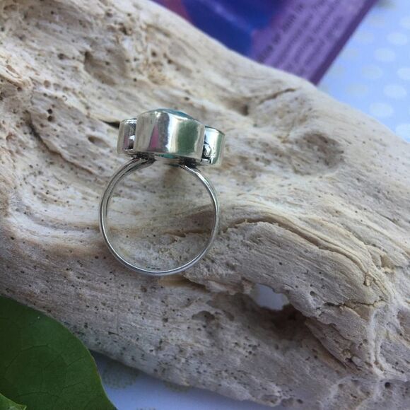 Blue Chalcedony Sterling Silver Gemstone Ring Size 8.5 - Picture 6 of 6